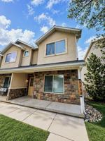 featured image of 1584 E Sandalwood Dr