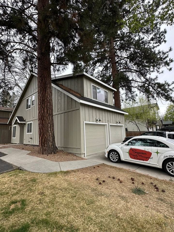 25 Sw Roosevelt Ave - Photo 2 of 33