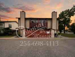 featured image of 3002 Chaucer Dr