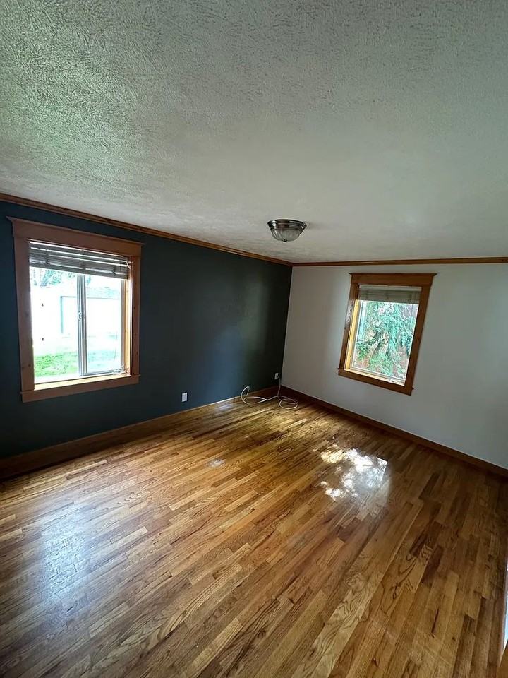 2821 W Rowan Ave - Photo 6 of 23