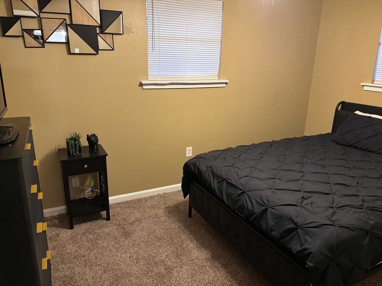 5000 Cardenas Dr - Photo 6 of 13