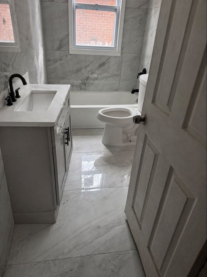 13944 Winthrop St. - Photo 4 of 21