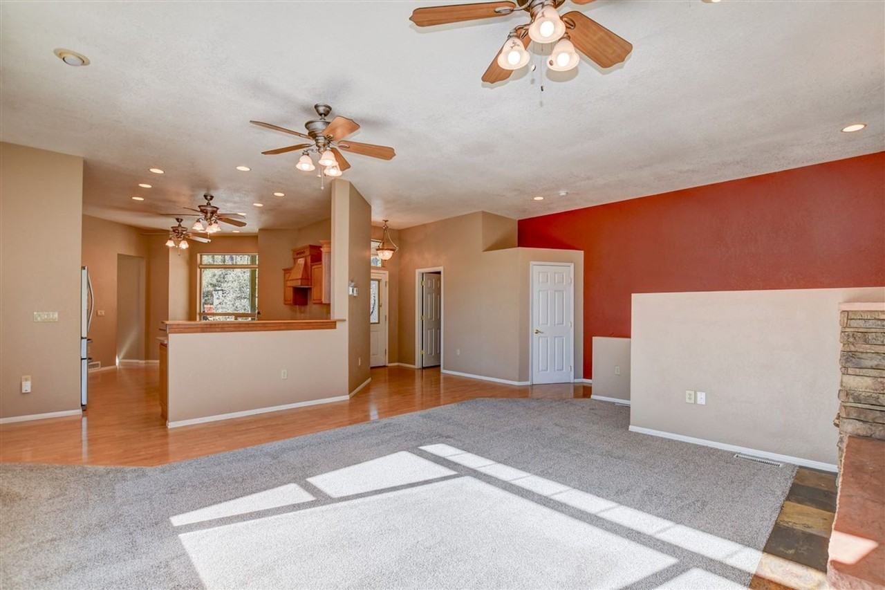 1010 W Blue Jay Dr - Photo 6 of 50