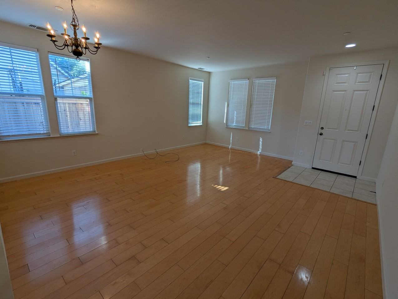 412 Mountain Meadows Drive - Photo 4 of 35