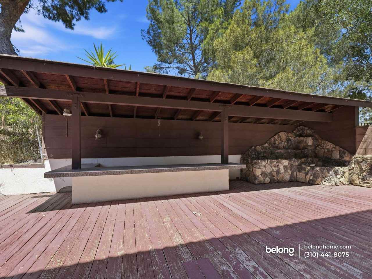 35640 Dormer Rd - Photo 2 of 32