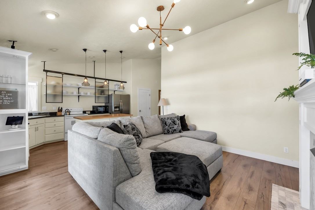 13944 S White Tail Cv - Photo 4 of 12