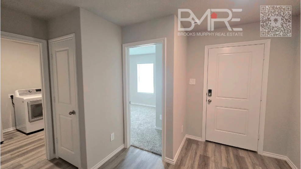233 Cal Ford Dr - Photo 4 of 23