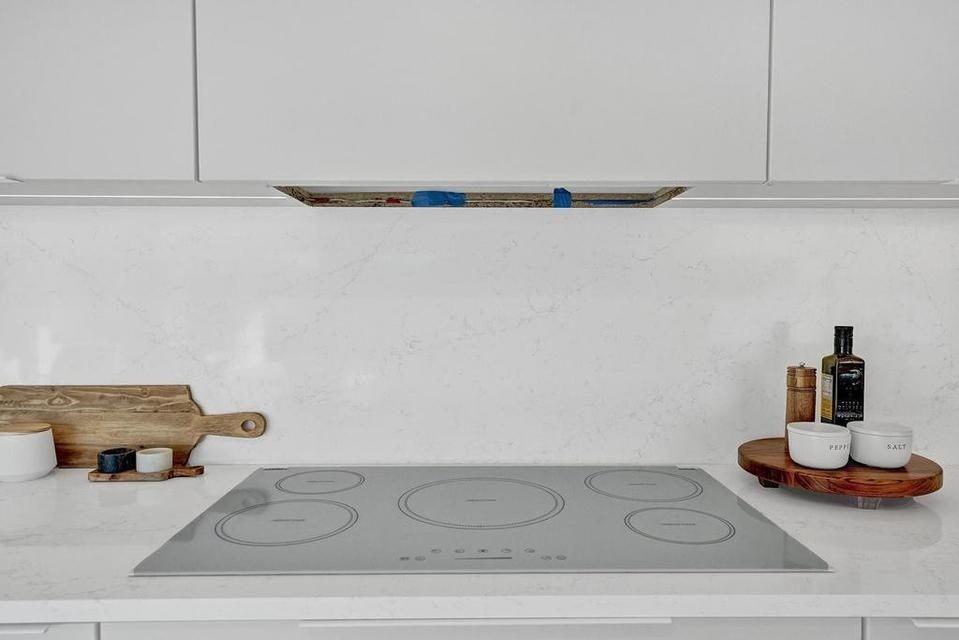 5581 Ne 31st Ave - Photo 7 of 32