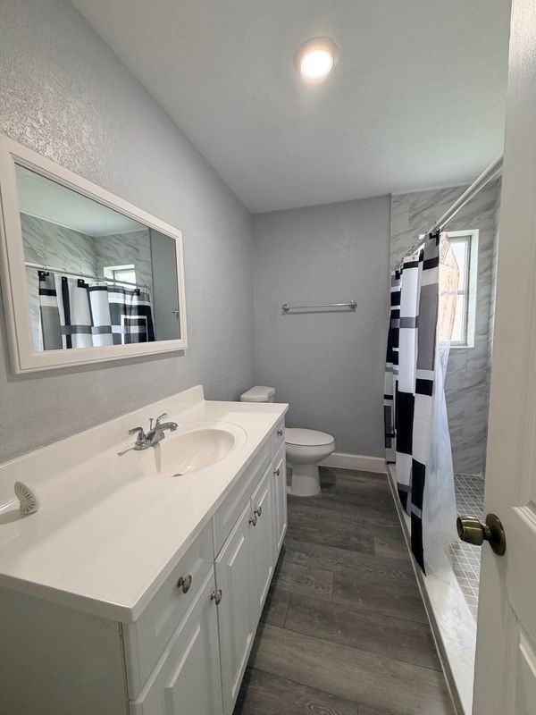7031 Nw 20th St ##A - Photo 2 of 6
