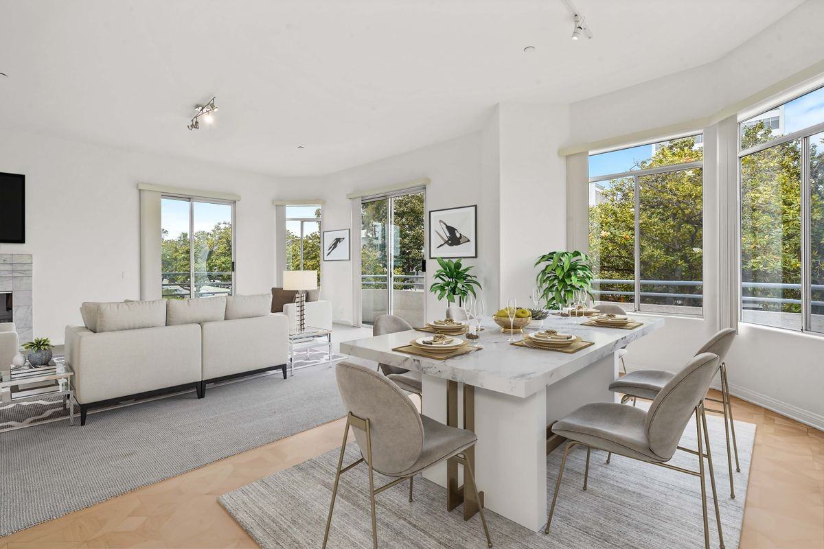 1325 Arizona Ave ##201 - Photo 5 of 16