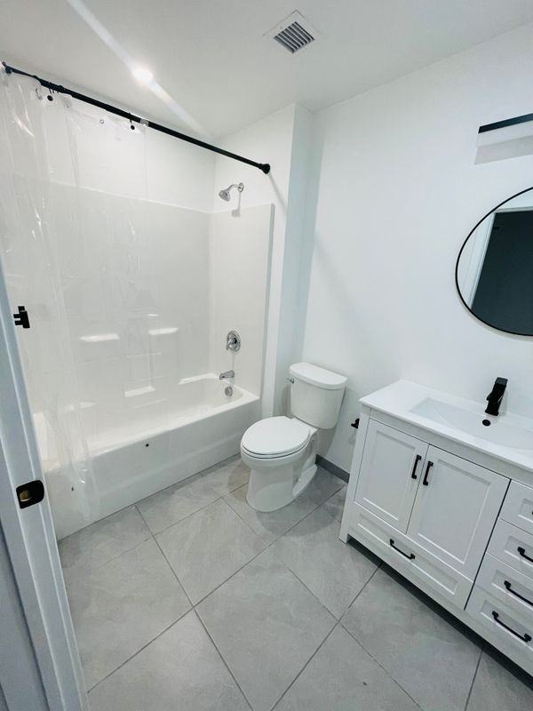 480 Myrtle St ##302 - Photo 3 of 8