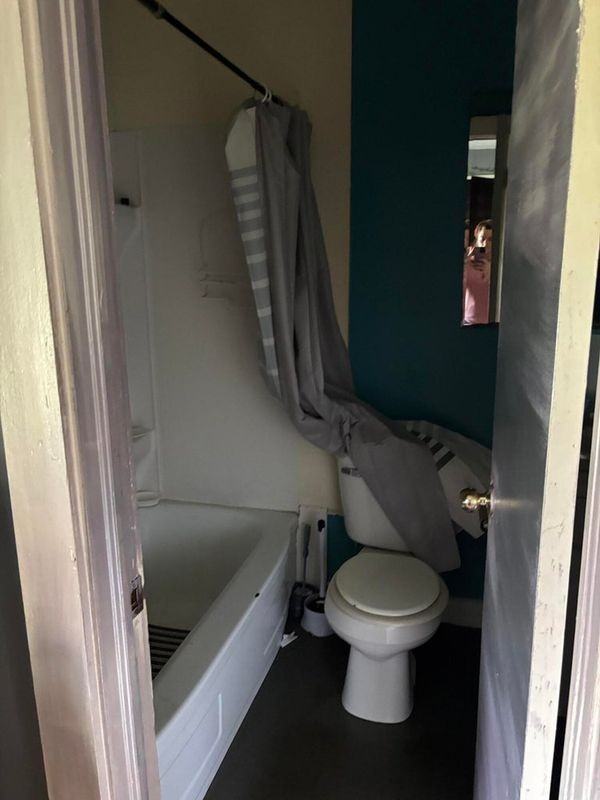 303 - 305 8th Street, Unit 303 - Photo 4 of 4
