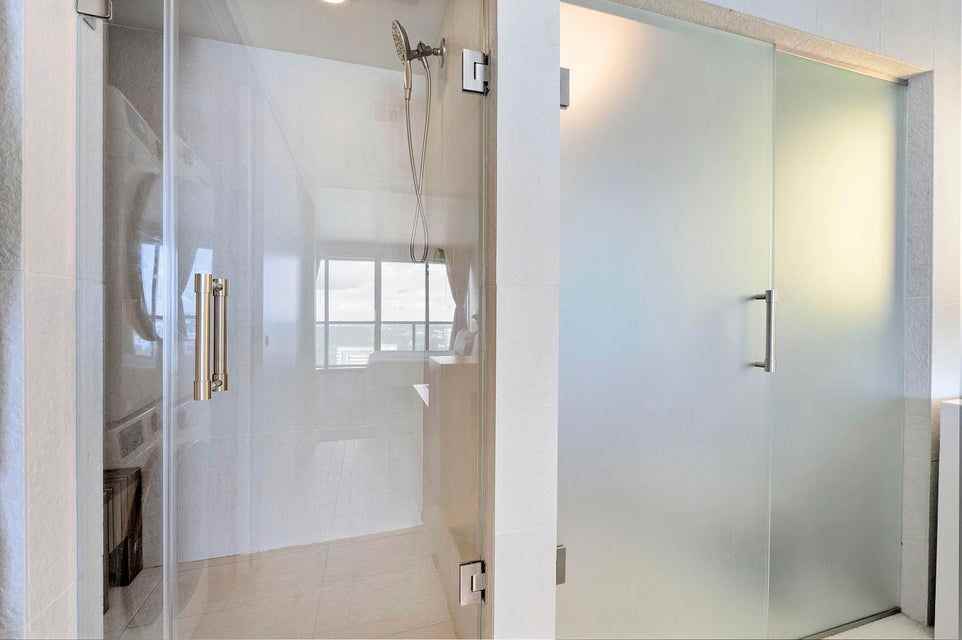 3101 Bayshore Dr - Photo 6 of 20