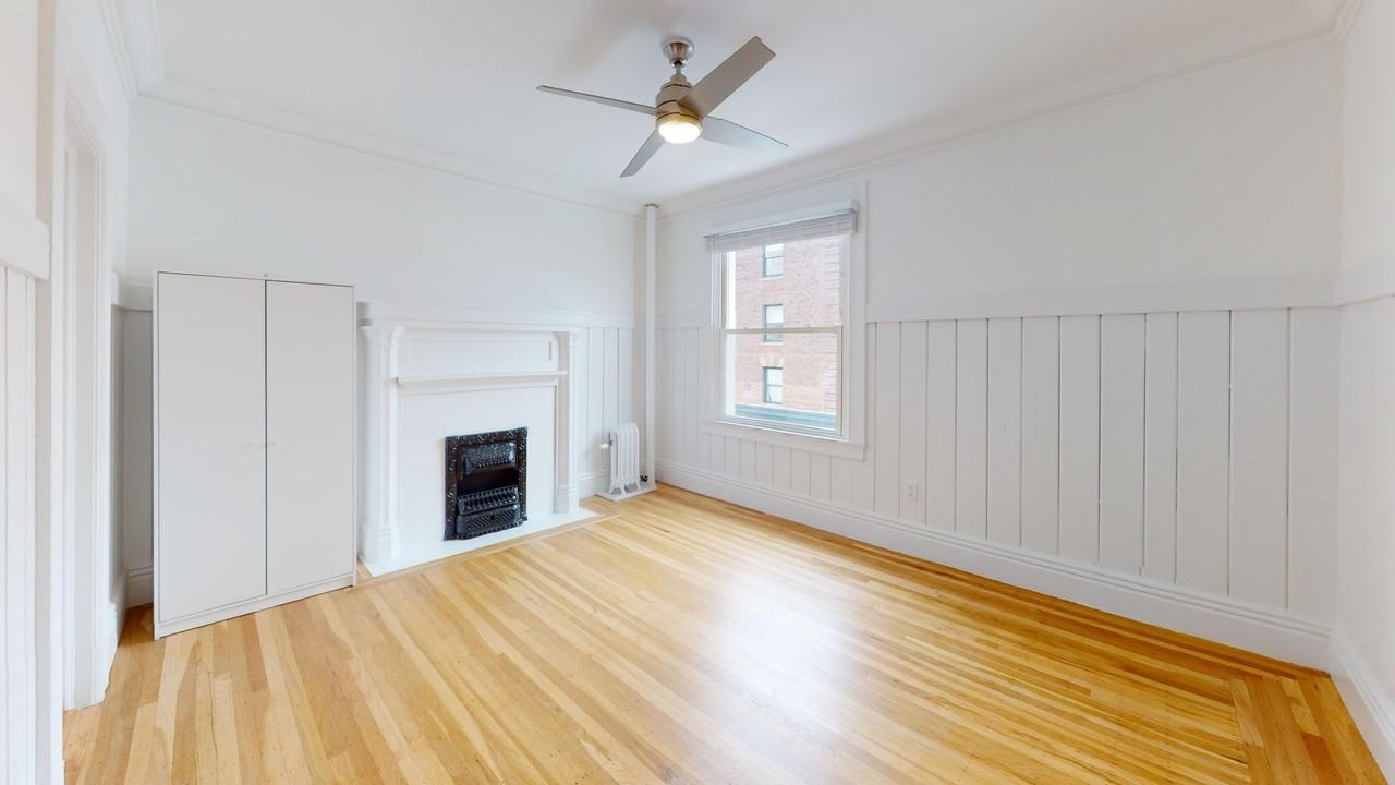 2510 Bancroft Way - Photo 7 of 50
