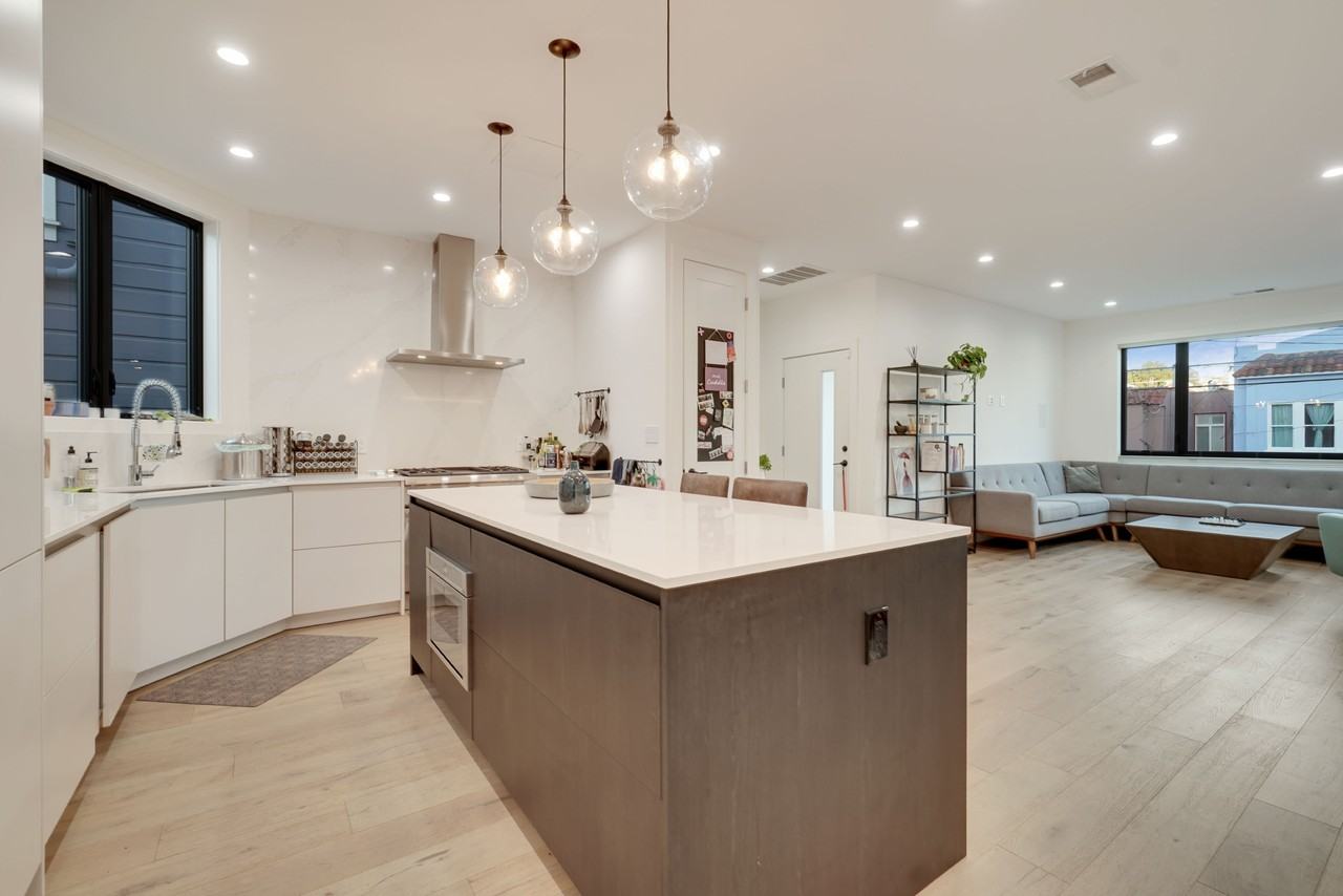 1160 Florida St - Photo 5 of 45