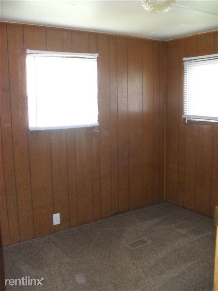 296 Kathy Cir #B - Photo 2 of 4