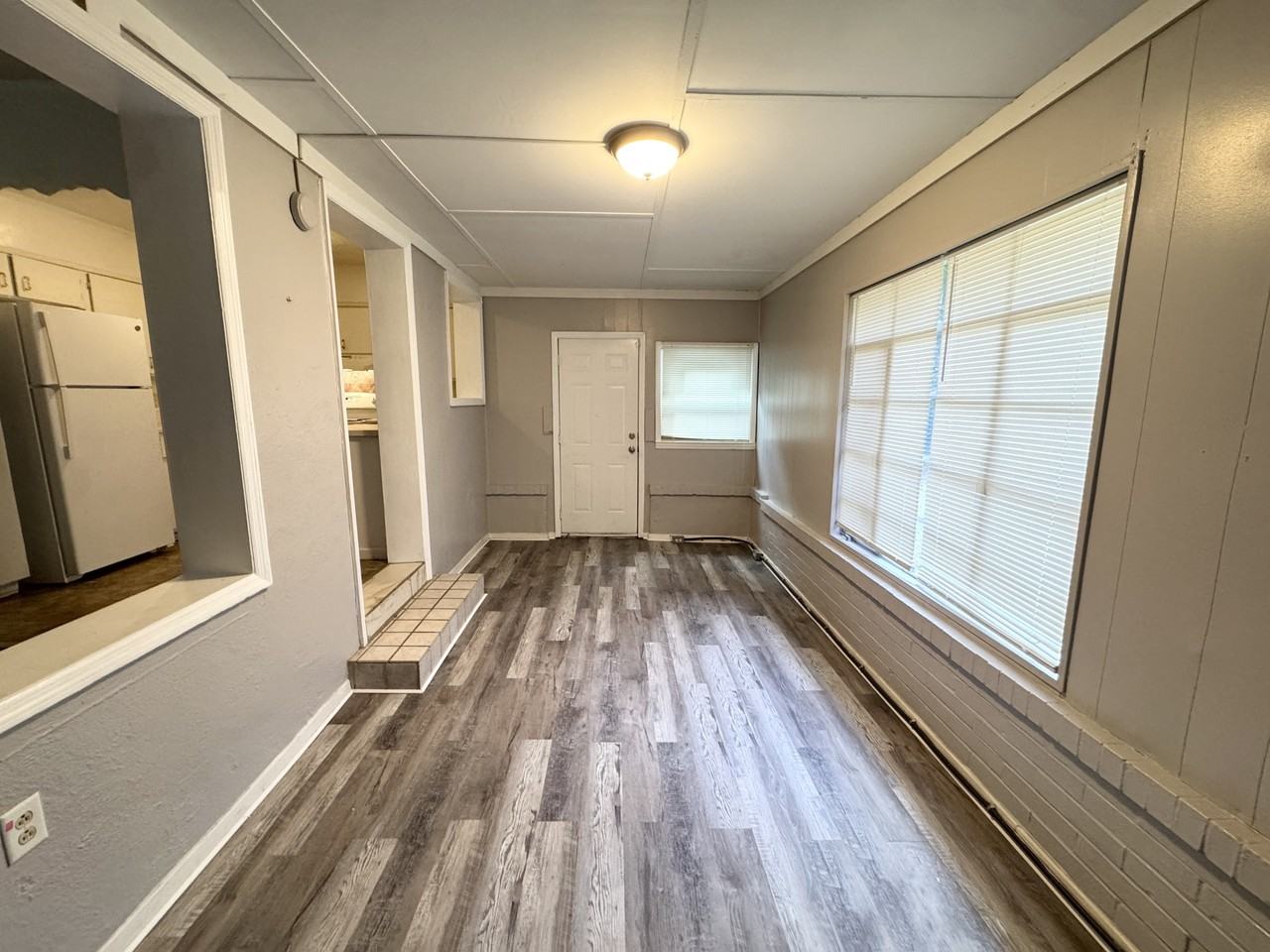 1523 Canterbury Rd - Photo 4 of 10