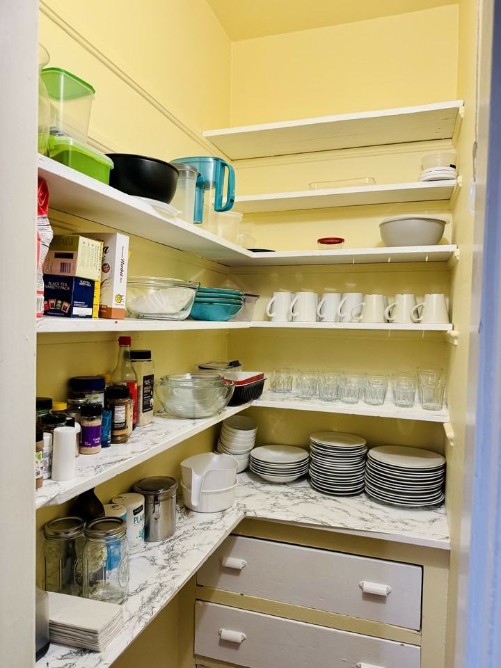 Elizabeth St - Photo 6 of 16