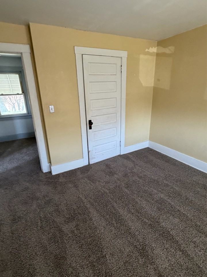 3964 3968 Riley Ave #2 - Photo 5 of 11
