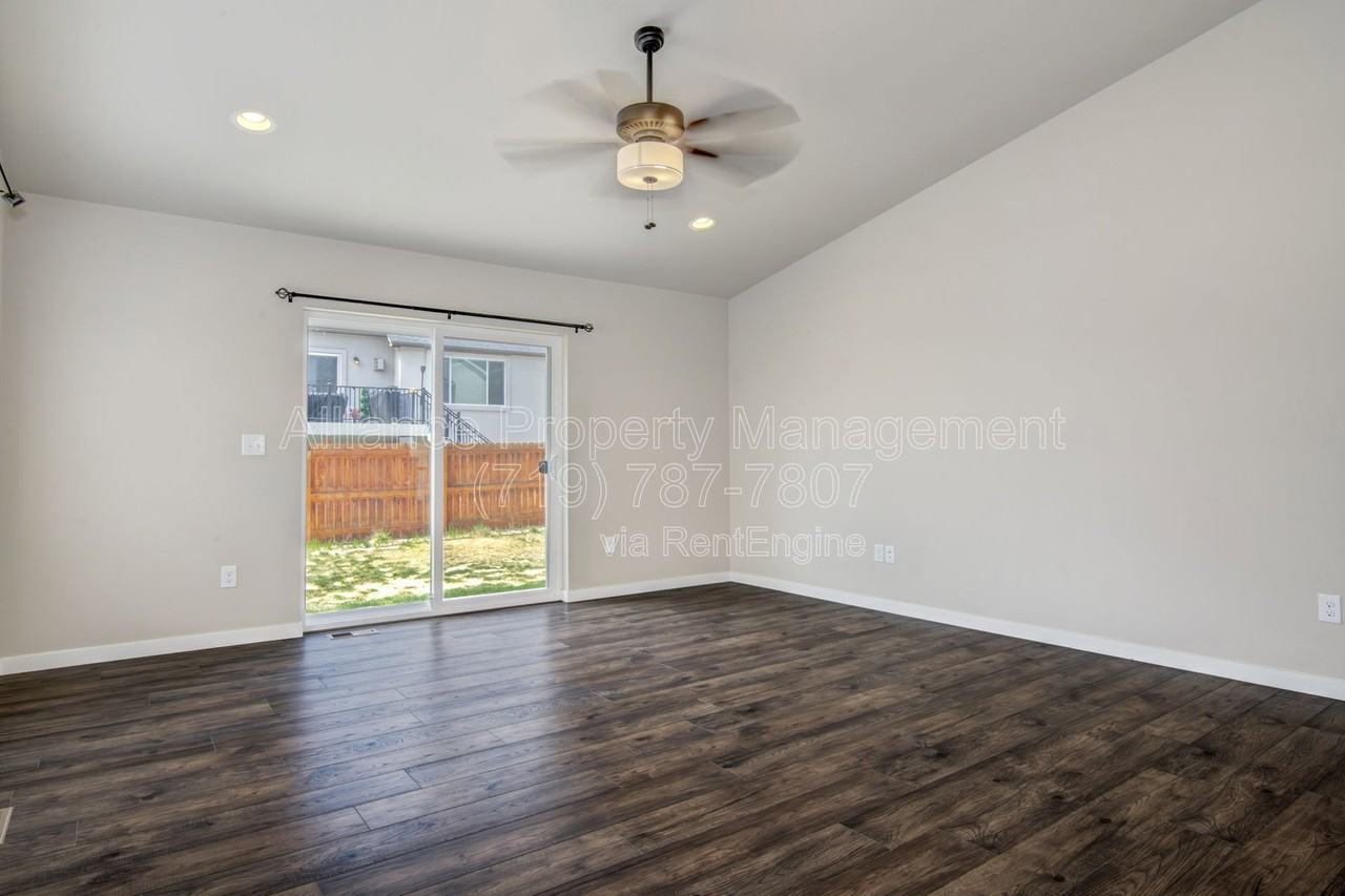 2662 Shawnee Dr - Photo 5 of 30