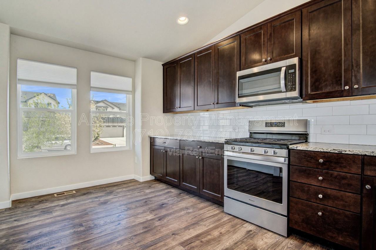 2662 Shawnee Dr - Photo 6 of 30