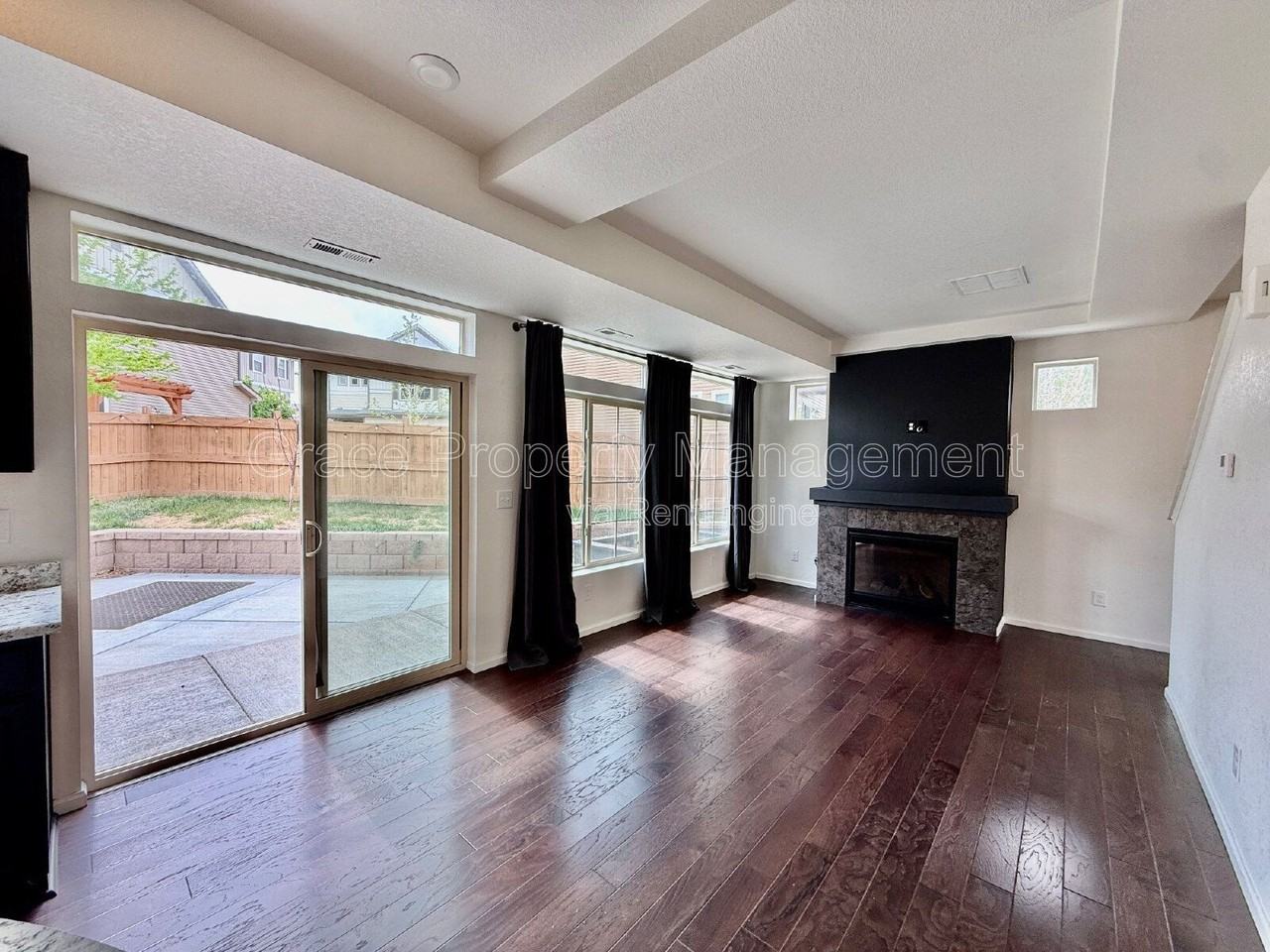 10569 Waco St - Photo 5 of 20