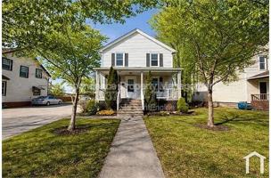 featured image of 1813 E 30th St