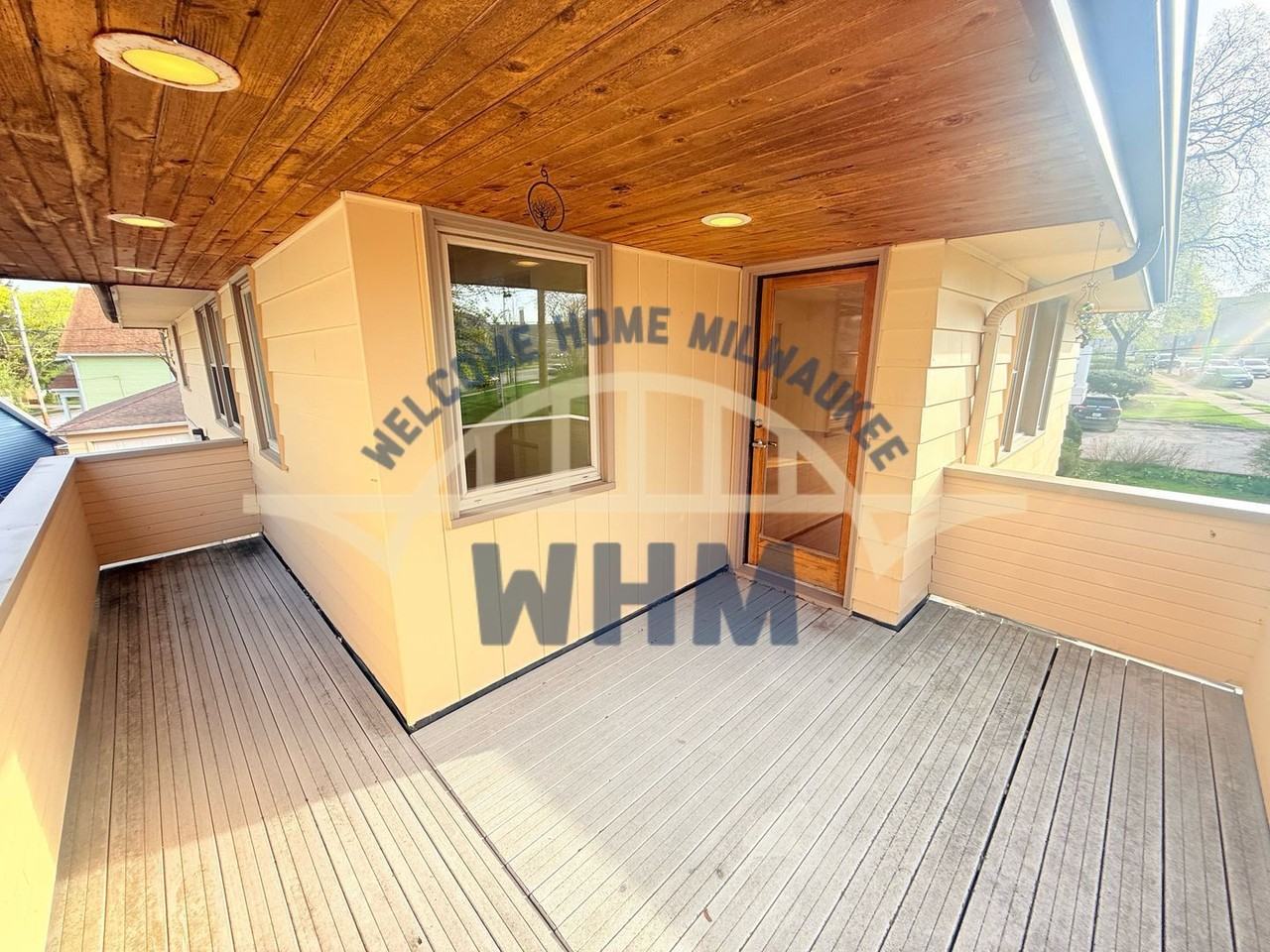 7315 Harwood Ave - Photo 3 of 10