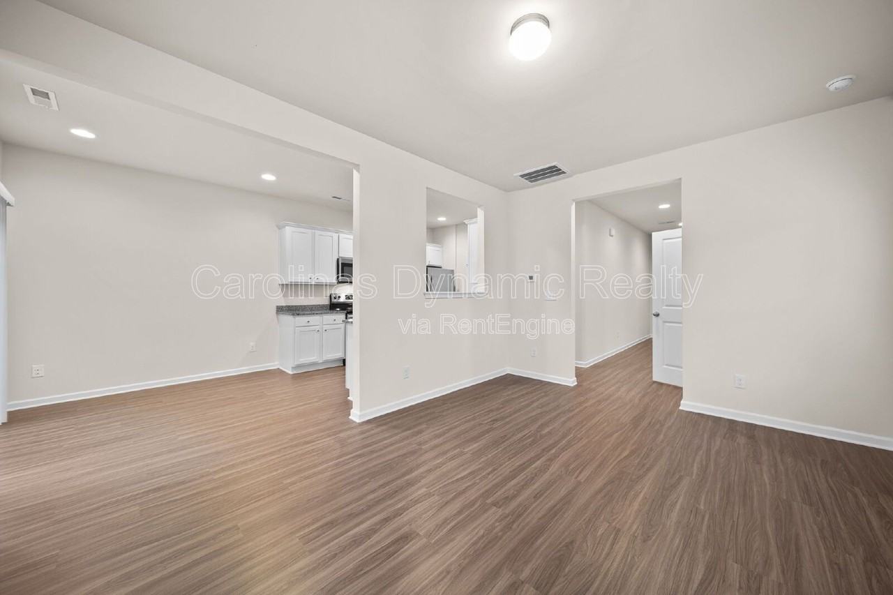 711 Lackey Street Ext - Photo 6 of 33