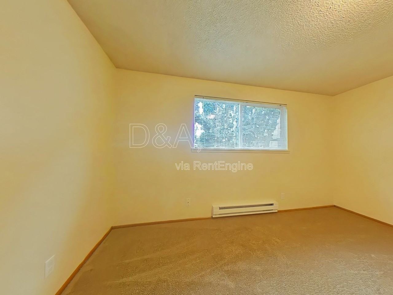 2201 Nw Grant Ave #2 - Photo 7 of 9