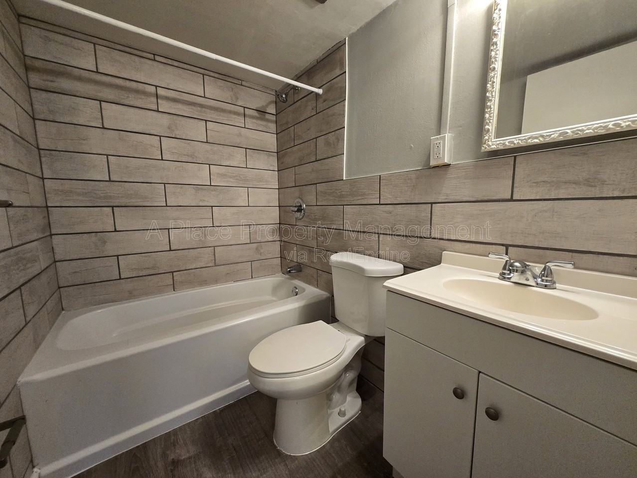 2625 S Big Bend Blvd - Photo 7 of 9