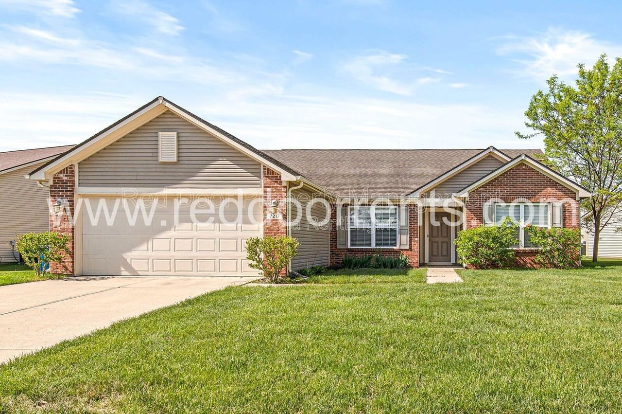 7217 Burlat Ln - Photo 2 of 27