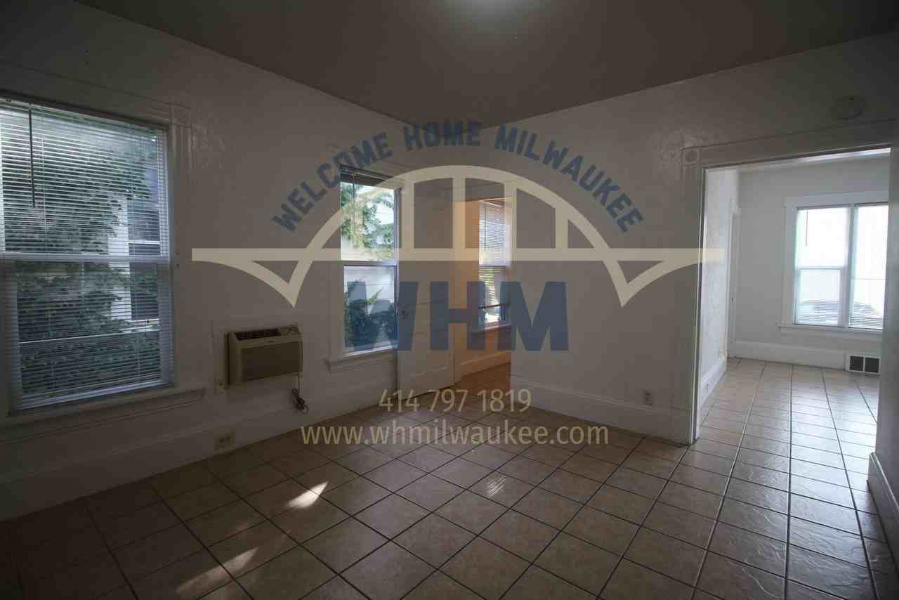 1140 N 50th Pl - Photo 6 of 12
