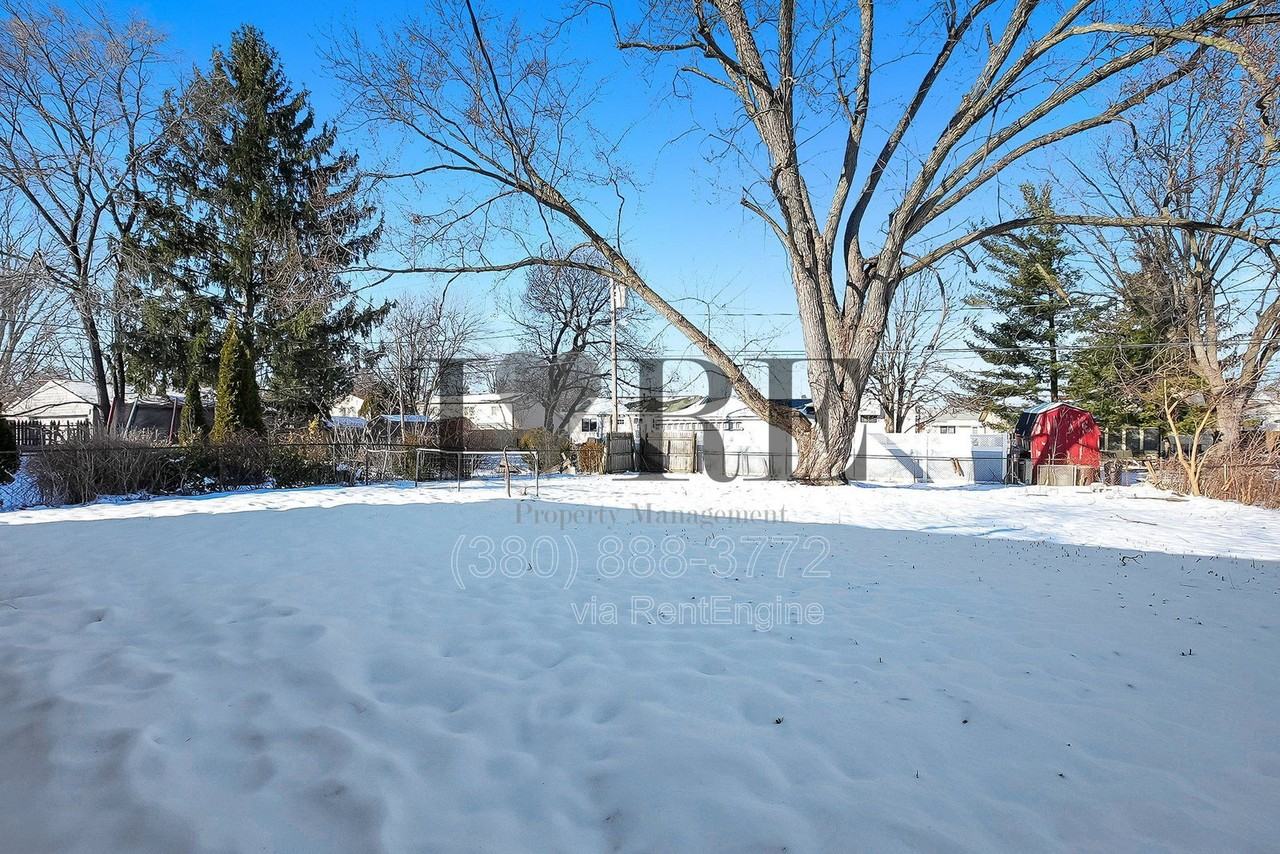 1902 Brookfield Rd - Photo 4 of 26