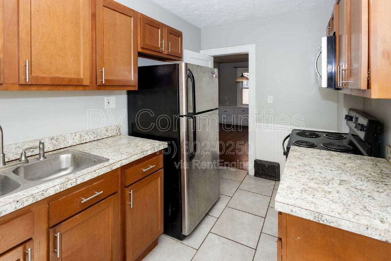 3578 Ingleside Rd - Photo 7 of 16