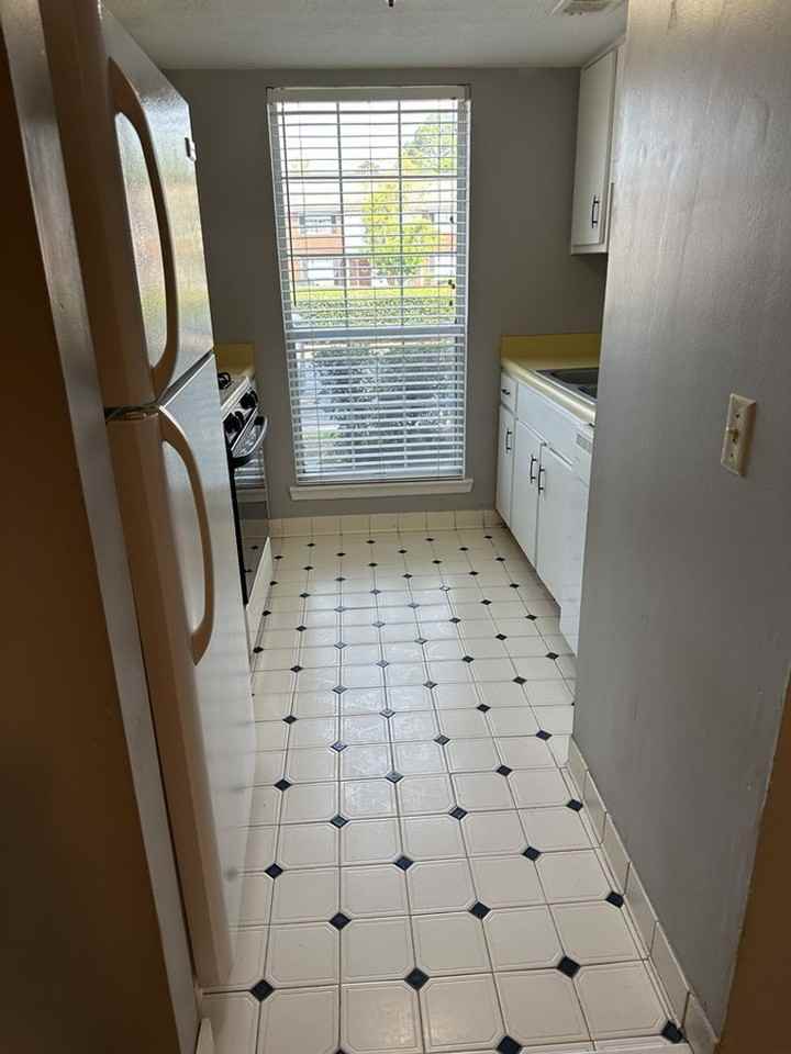 11 Knollwood Cir - Photo 7 of 24