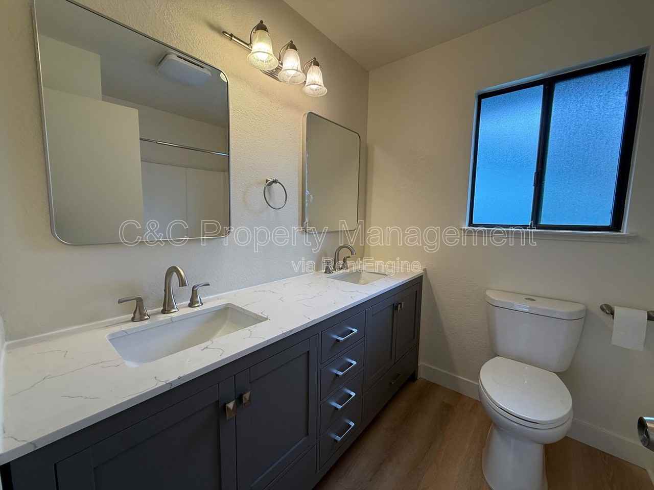 360 Prescott Ave #B - Photo 7 of 13