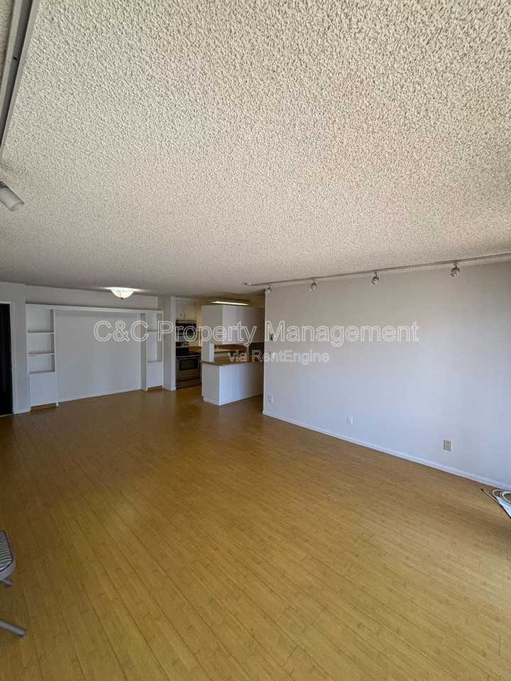 802 Camino Real #201 - Photo 4 of 27