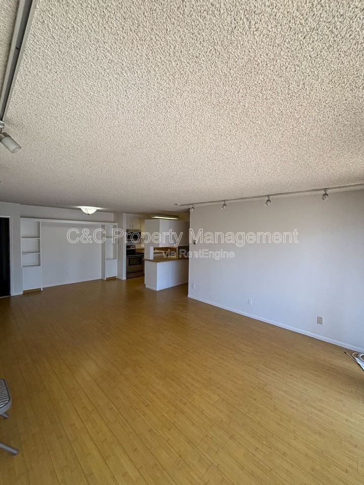 802 Camino Real #201 - Photo 7 of 27