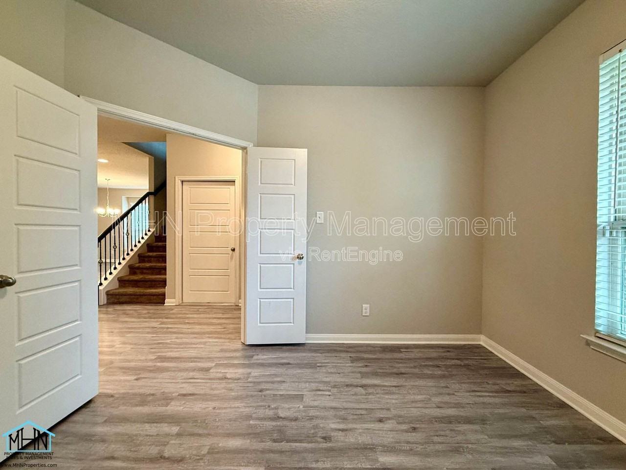 2046 Rhesus Vw - Photo 5 of 35