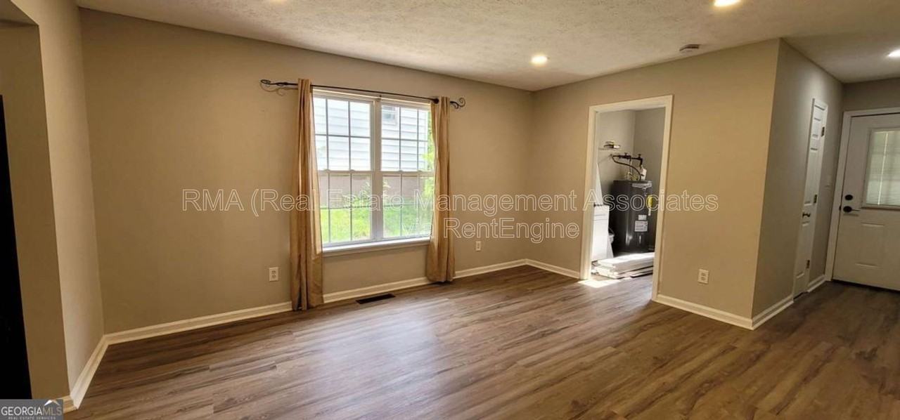 363 N 16th St - Photo 6 of 25