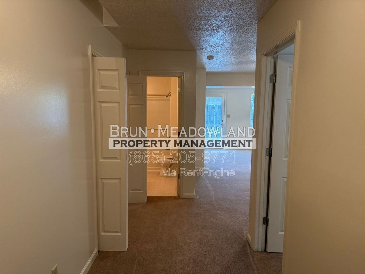 6523 Doe Creek Way - Photo 4 of 32