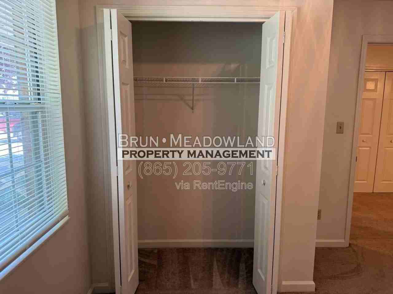 6523 Doe Creek Way - Photo 7 of 32