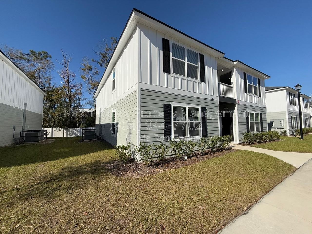 11478 Oakfield Ct #102 - Photo 3 of 20