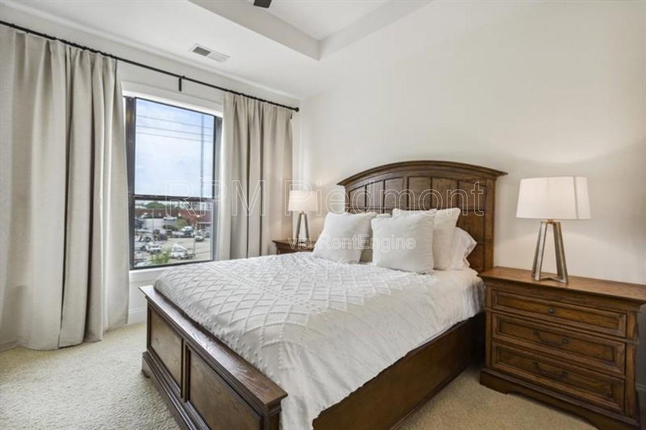 174 Chester Ave Se #50 - Photo 3 of 32