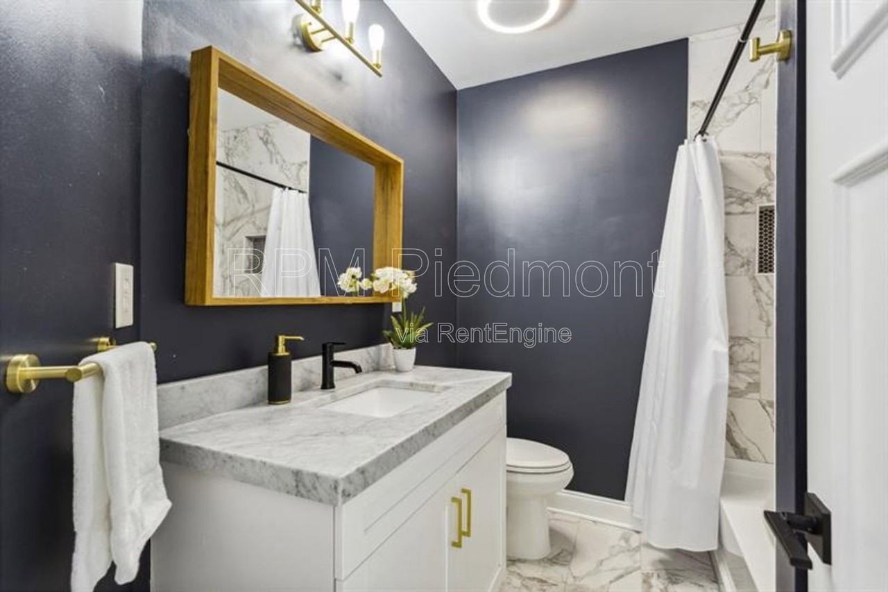 174 Chester Ave Se #50 - Photo 4 of 32