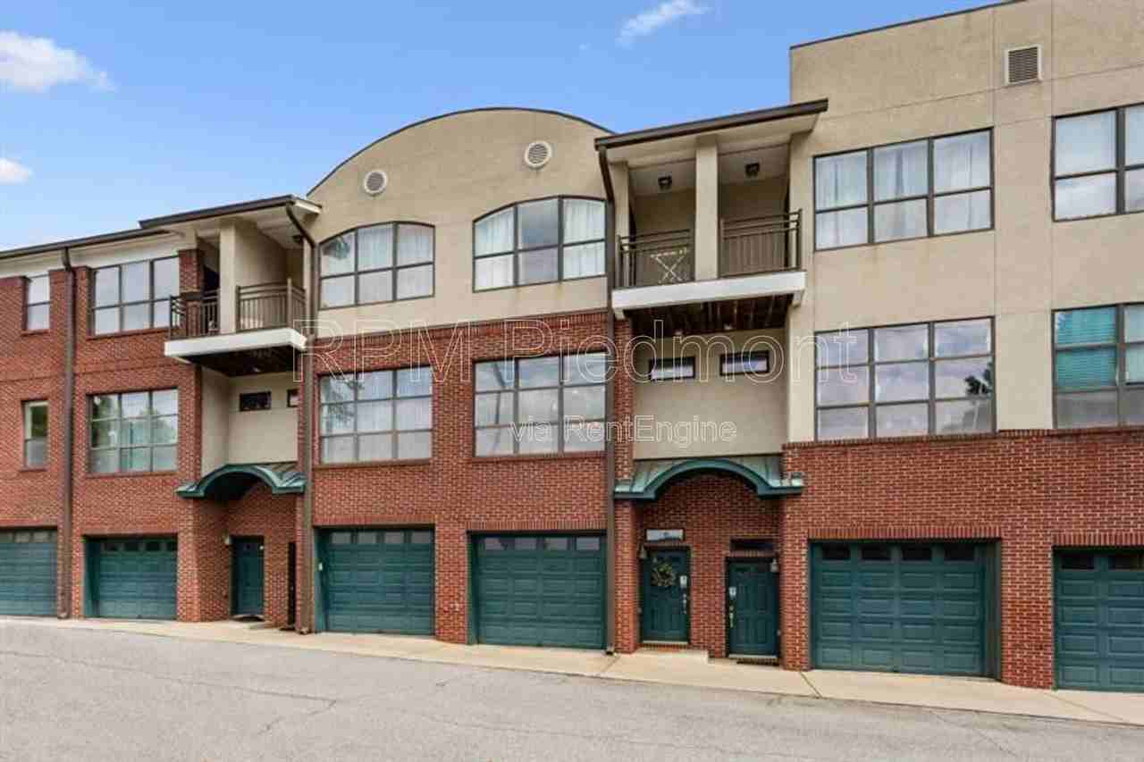 174 Chester Ave Se #50 - Photo 6 of 32