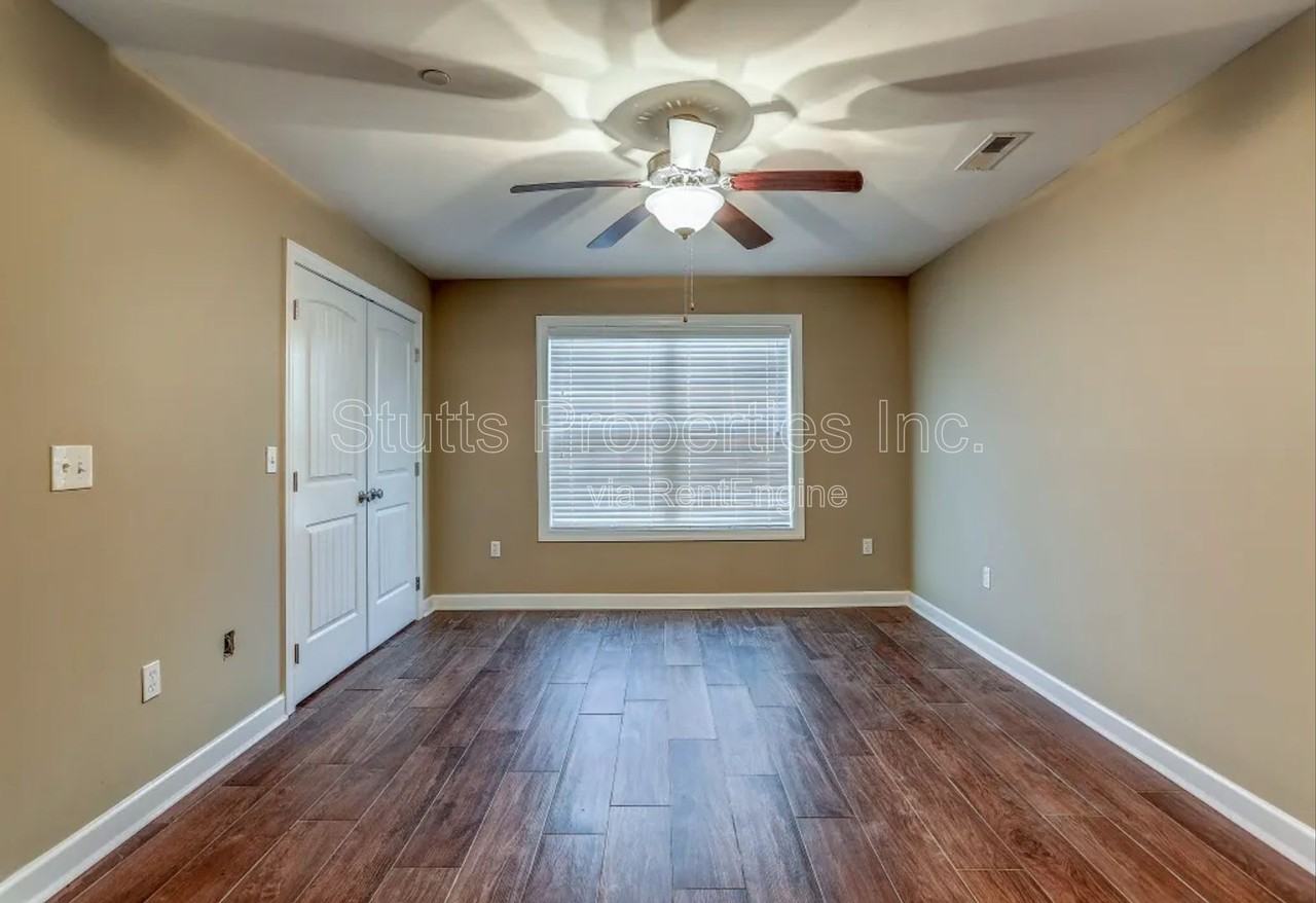 145 Bruin Pl #123 - Photo 7 of 11