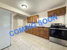 featured image of 154 Sylvester St #2