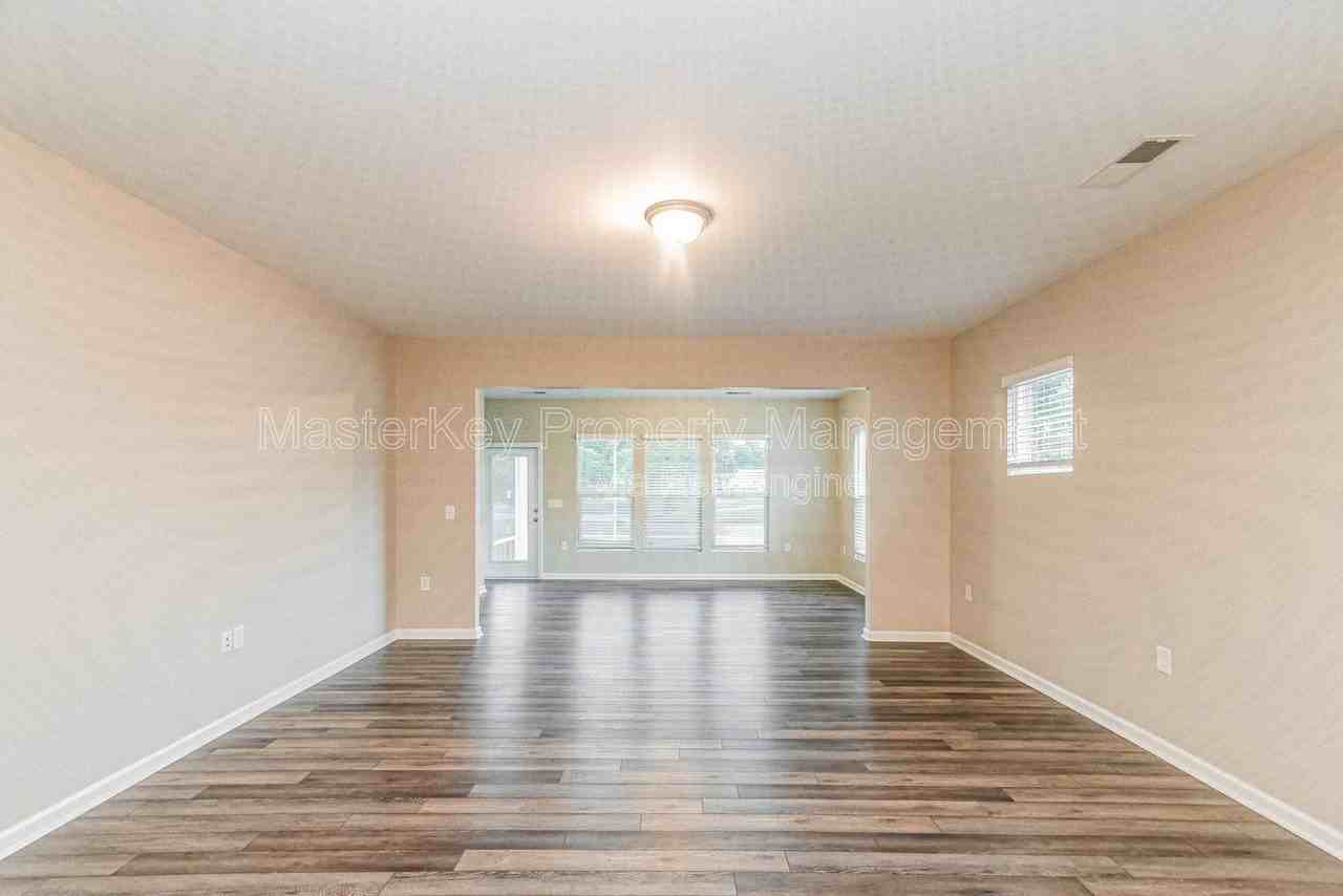 1242 Flyfish Ave - Photo 2 of 32